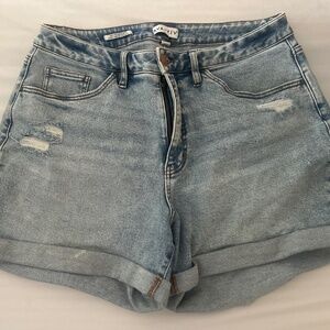 Ava & Viv 16 High Rise Midi Shorts